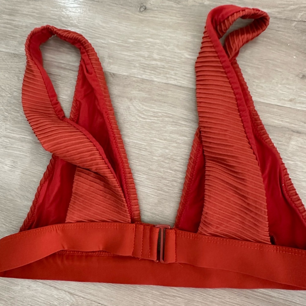 Textured Ribbed Rust Bikini Bralette - Picture 7 of 8